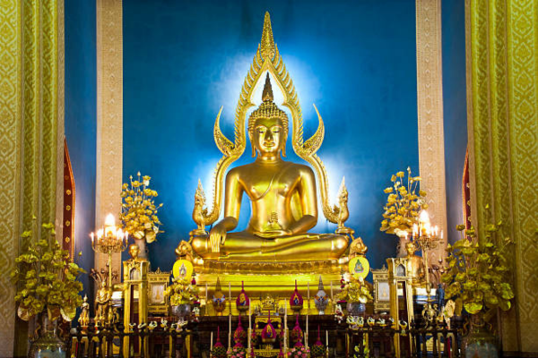 Wat Benchamabophit (Marble Buddha Temple)