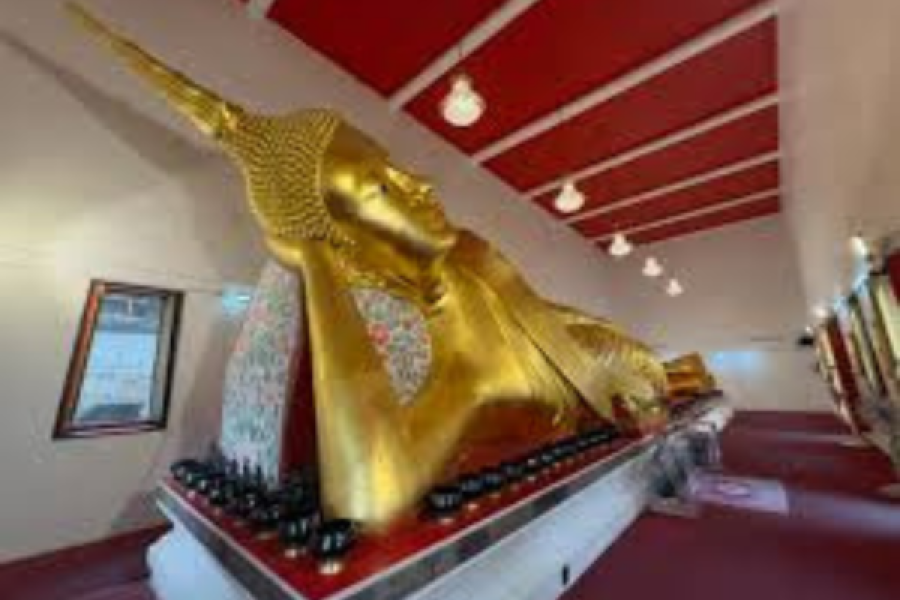 Wat Maha Phruettharam – Mini Reclining Buddha