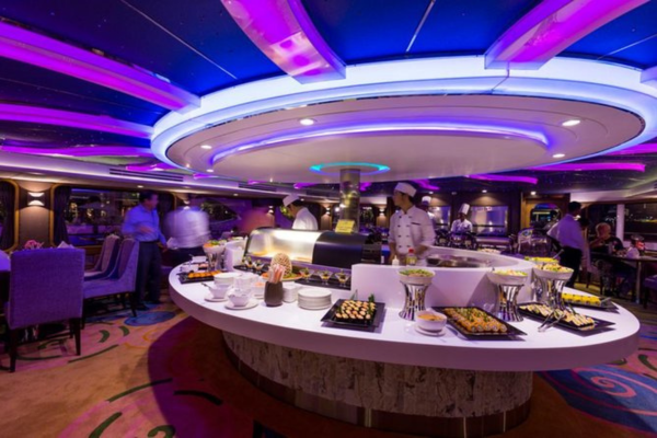 Wonderful Pearl Dinner Cruise Bangkok
