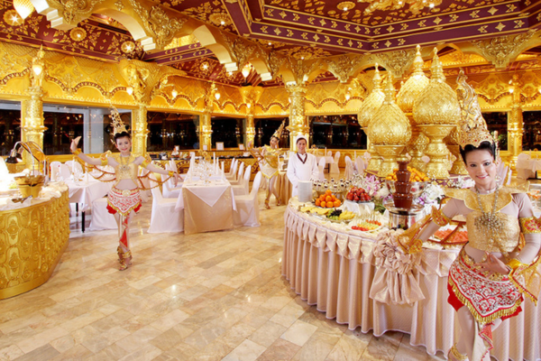 Explore Fantasea Show with Dinner (Golden Seat)