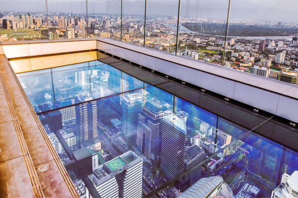 Experience Mahanakhon SkyWalk – Evening Visit