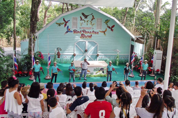 Amazing Phuket Bird Park